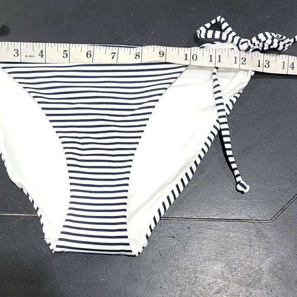 🖤5/$20🖤 NWT.. H&M.. bikini bottom.. bathing suit.. - Picture 7 of 10